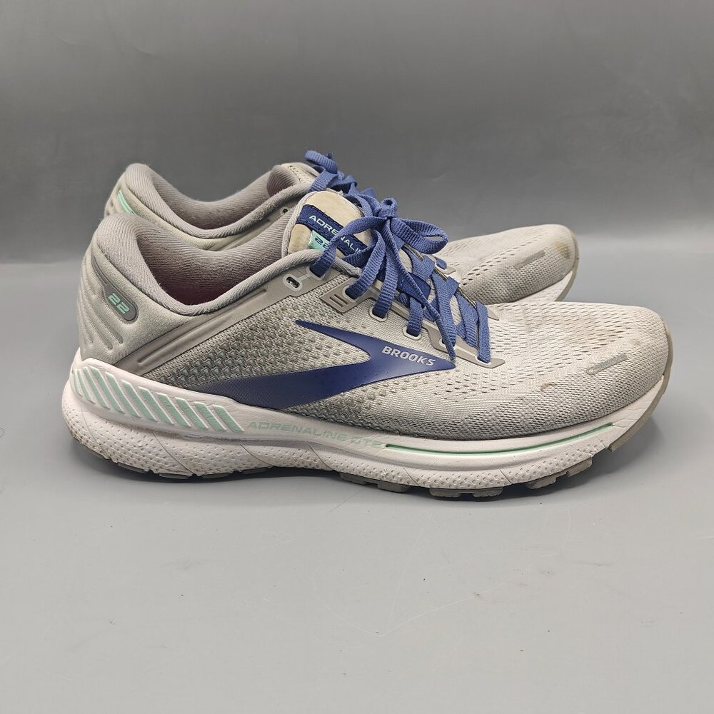 Brooks Women Adrenaline GTS 22 1203531D045 Gray Running Shoes